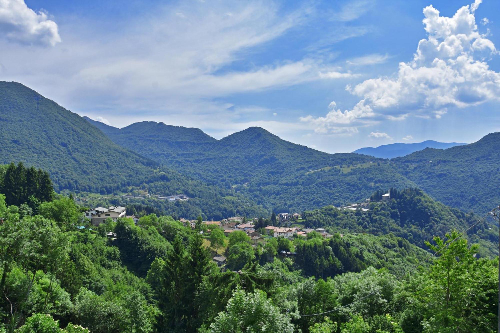 Casa Busso - Happy Rentals Esino Lario Extérieur photo