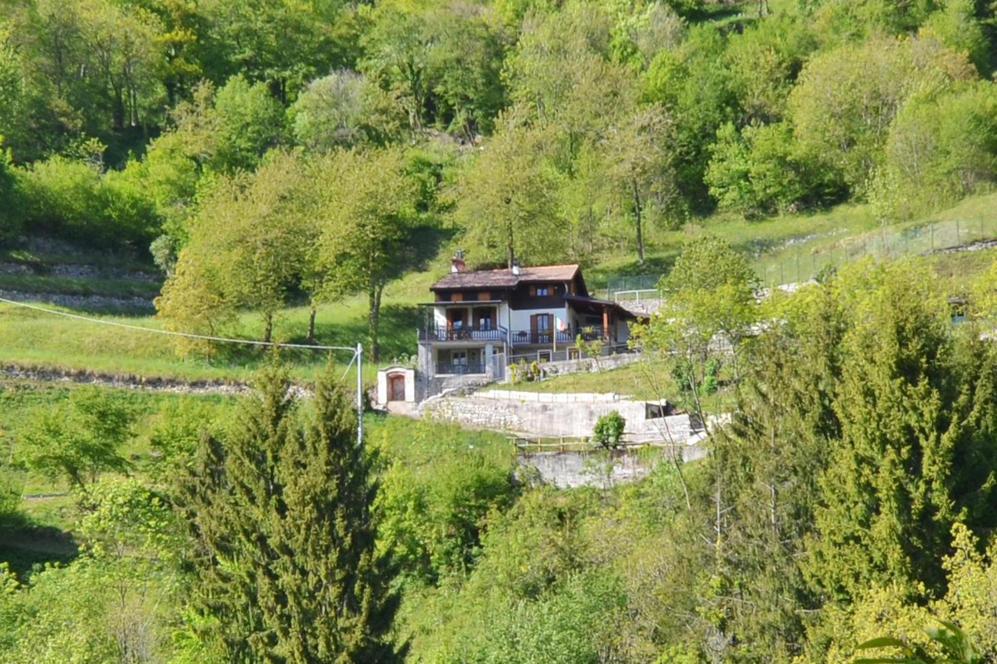Casa Busso - Happy Rentals Esino Lario Extérieur photo