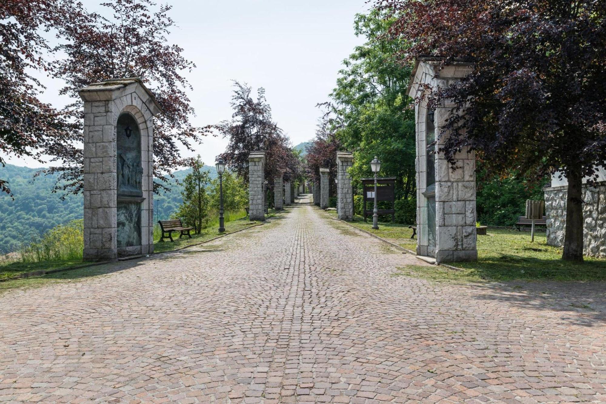 Casa Busso - Happy Rentals Esino Lario Extérieur photo