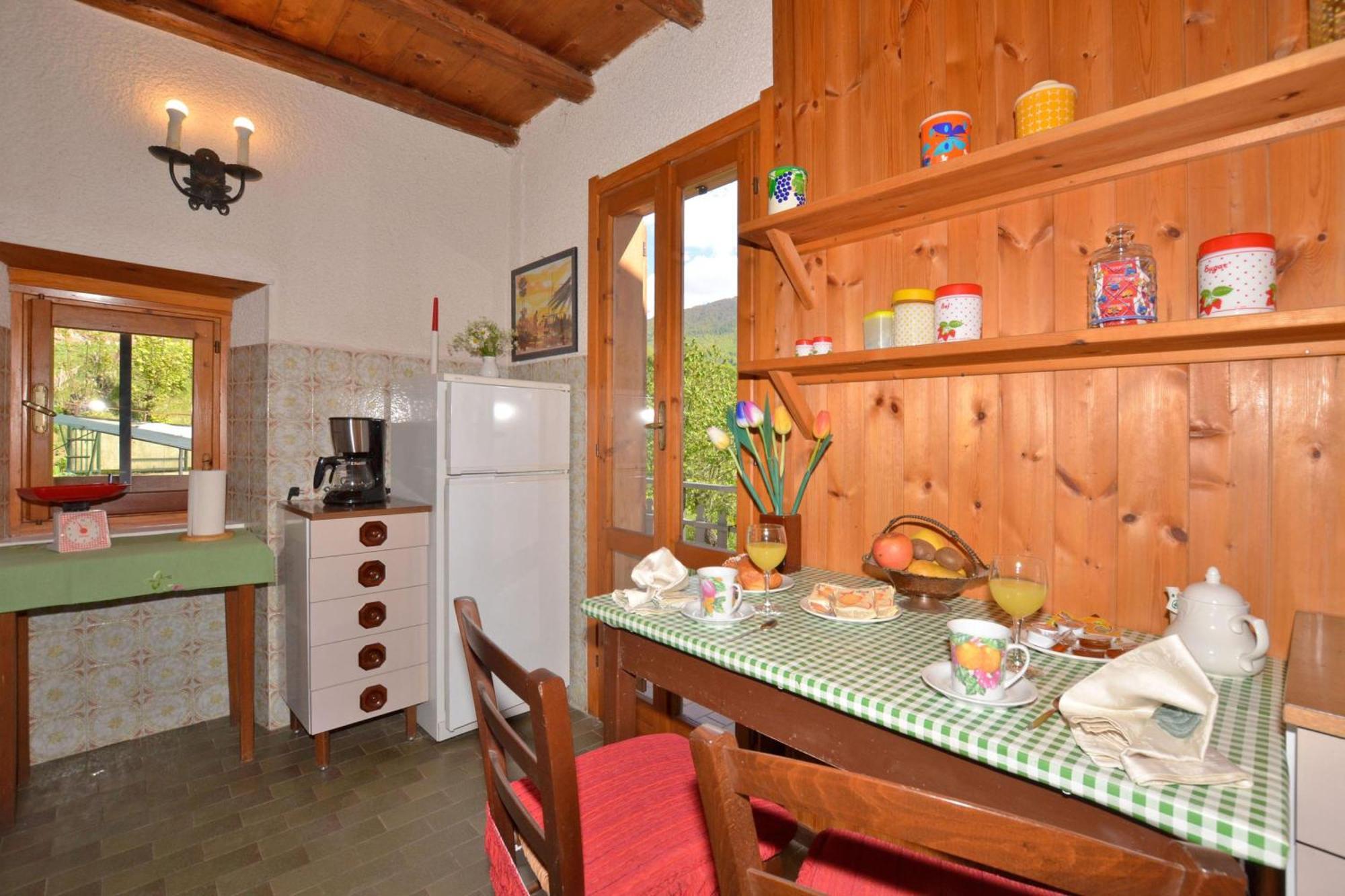 Casa Busso - Happy Rentals Esino Lario Extérieur photo