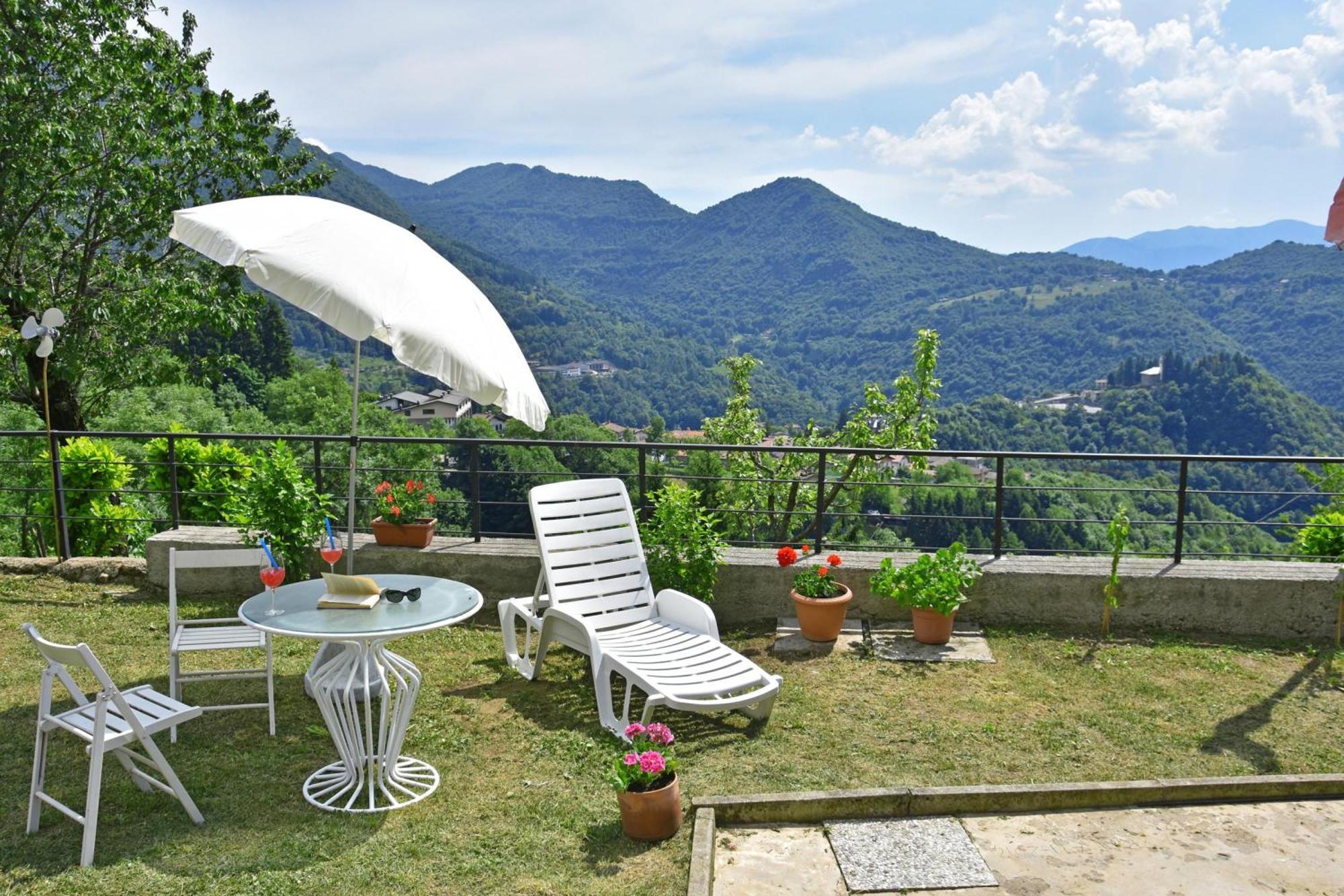 Casa Busso - Happy Rentals Esino Lario Extérieur photo